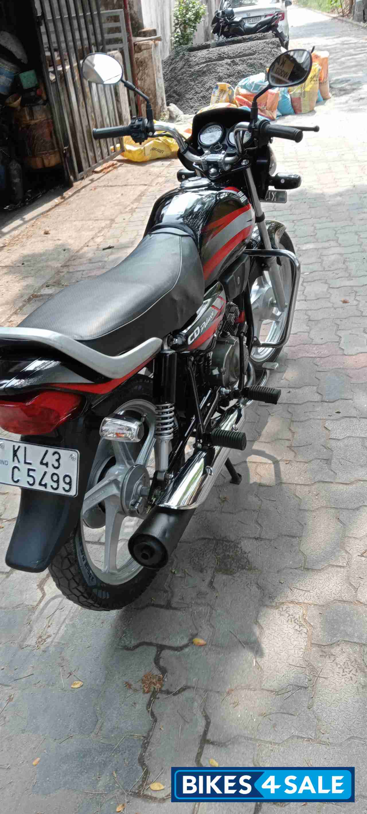 Hero CD Deluxe Hero CD Deluxe