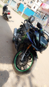 Yamaha R15M Monster Energy MotoGP Edition