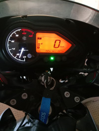 Black Bajaj Pulsar 125 Carbon Fibre Disc Single Seat