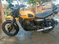Yezdi Scrambler Single Tone