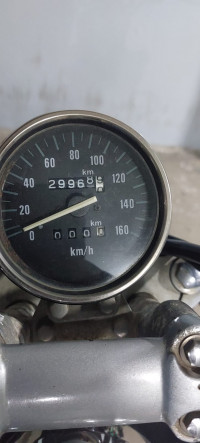 Bajaj Avenger 220 DTS-i