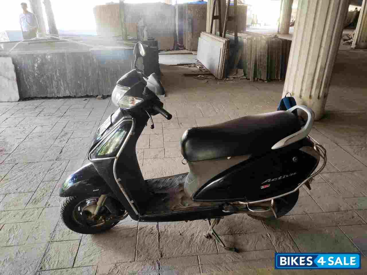 Black Honda Activa
