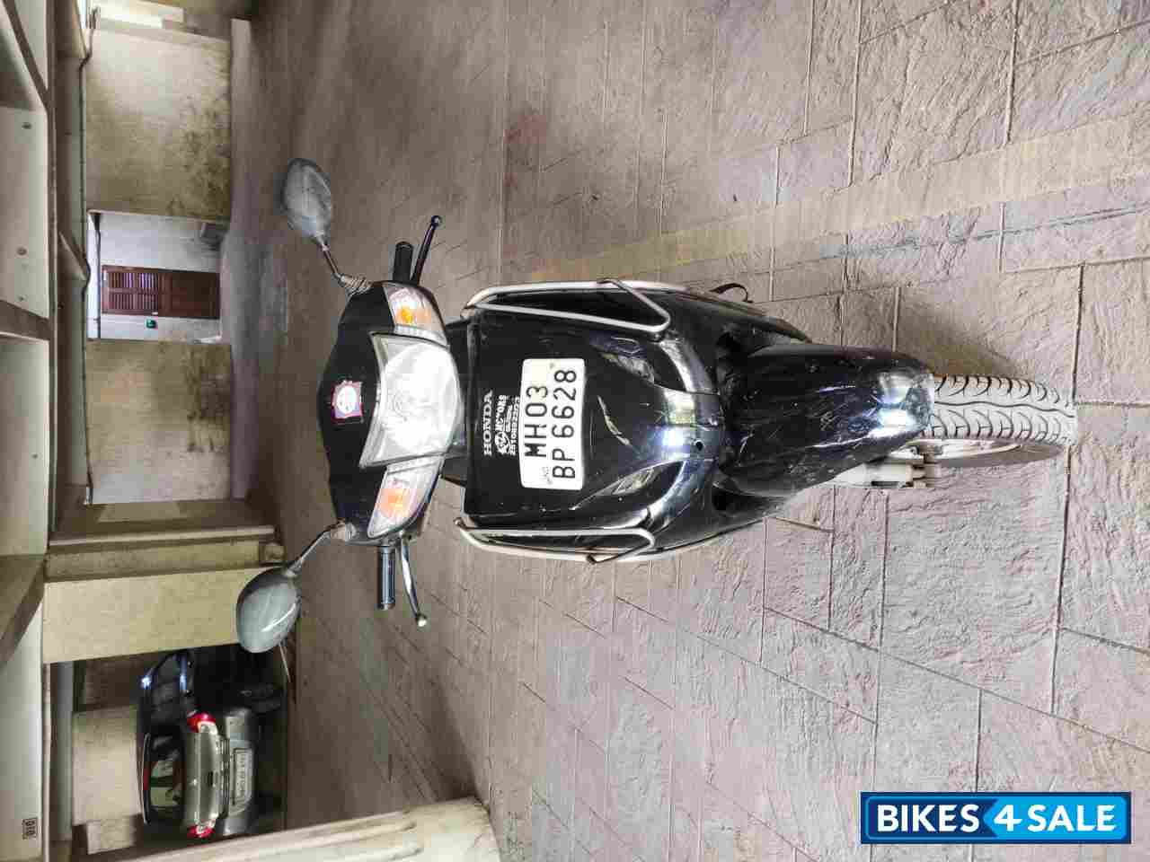 Black Honda Activa
