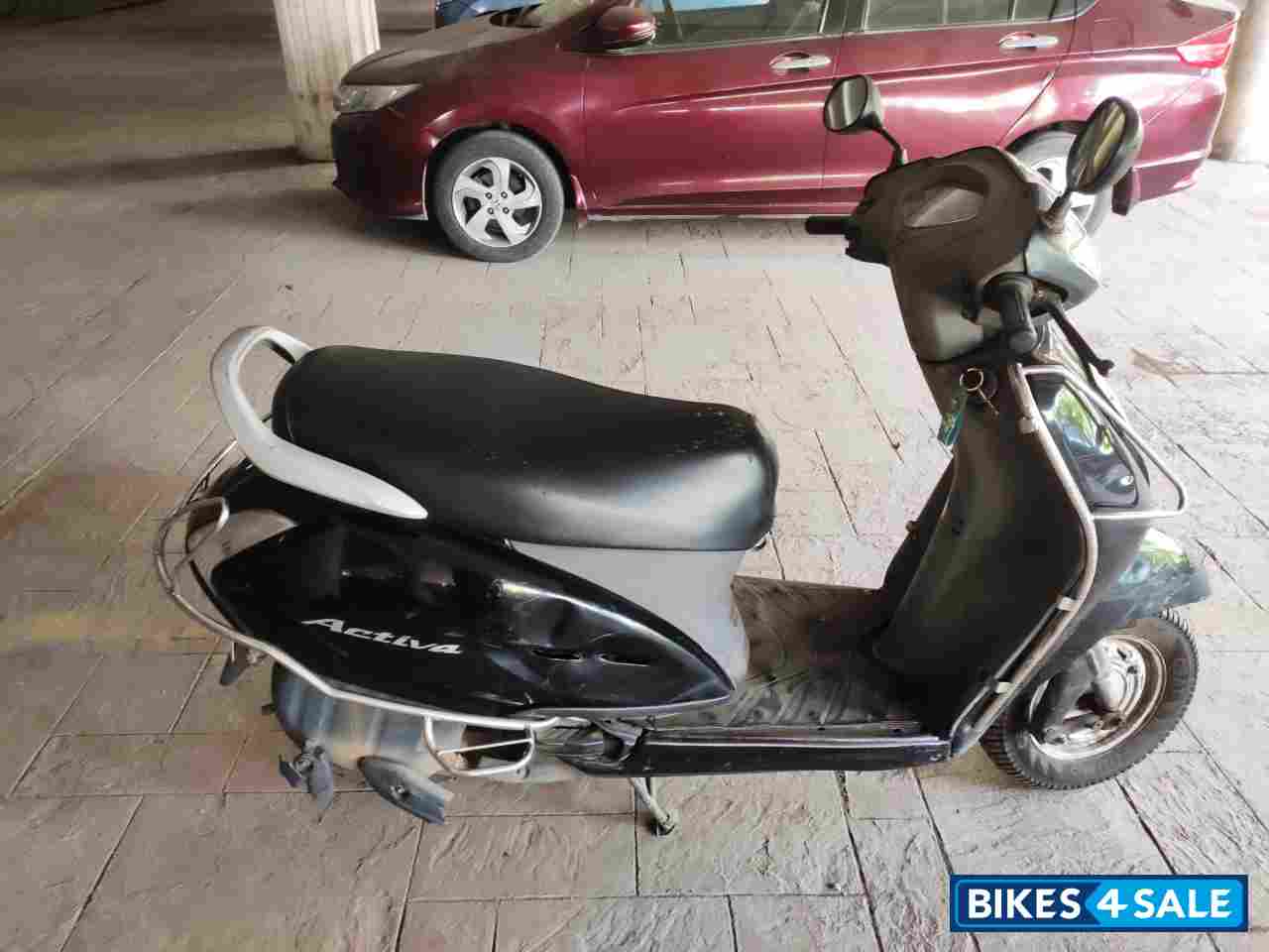 Black Honda Activa