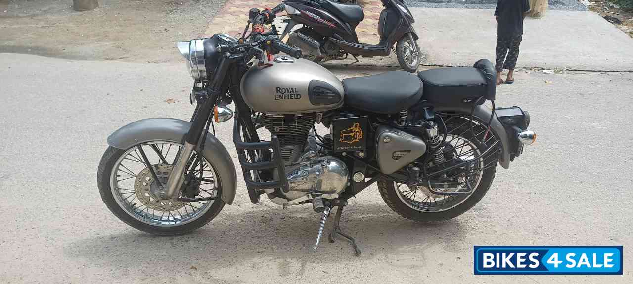 Royal Enfield Classic 350