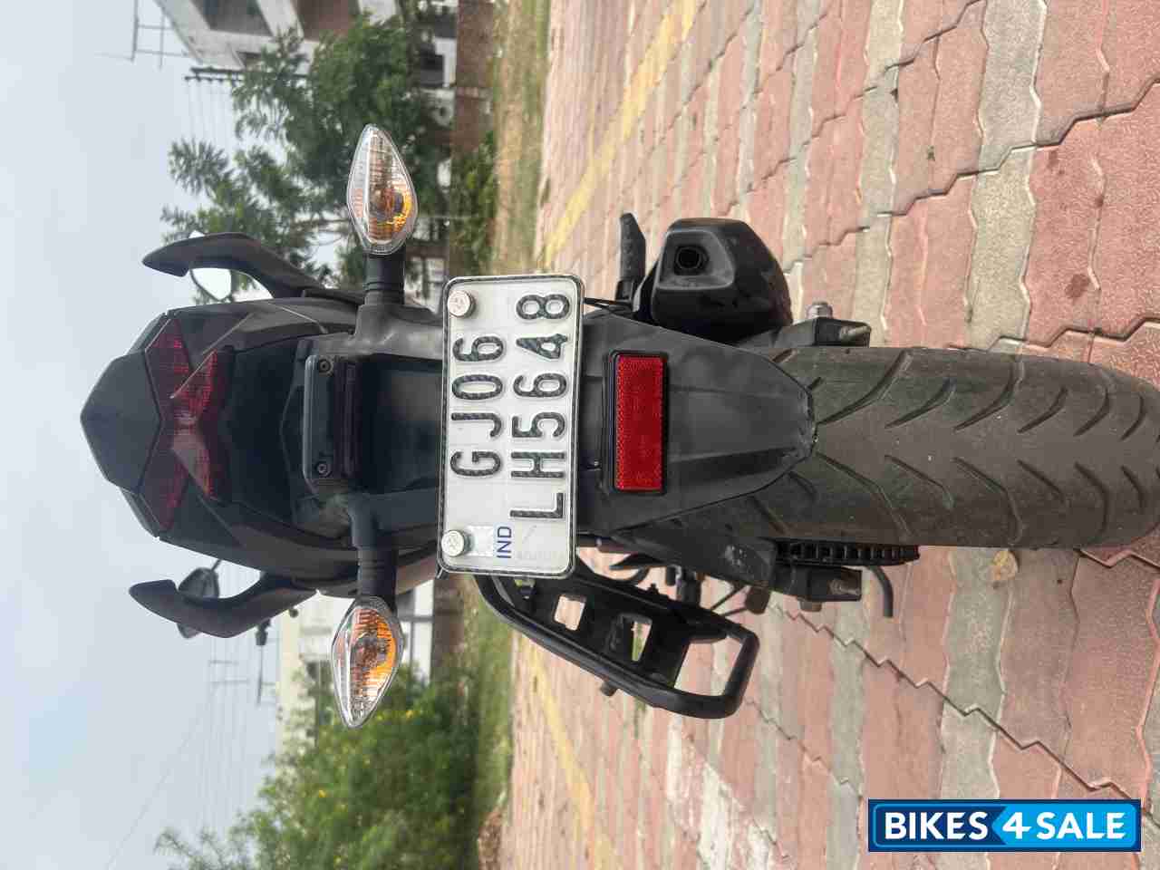 Honda CB Hornet 160R