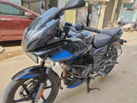 Bajaj Pulsar 220F BS6