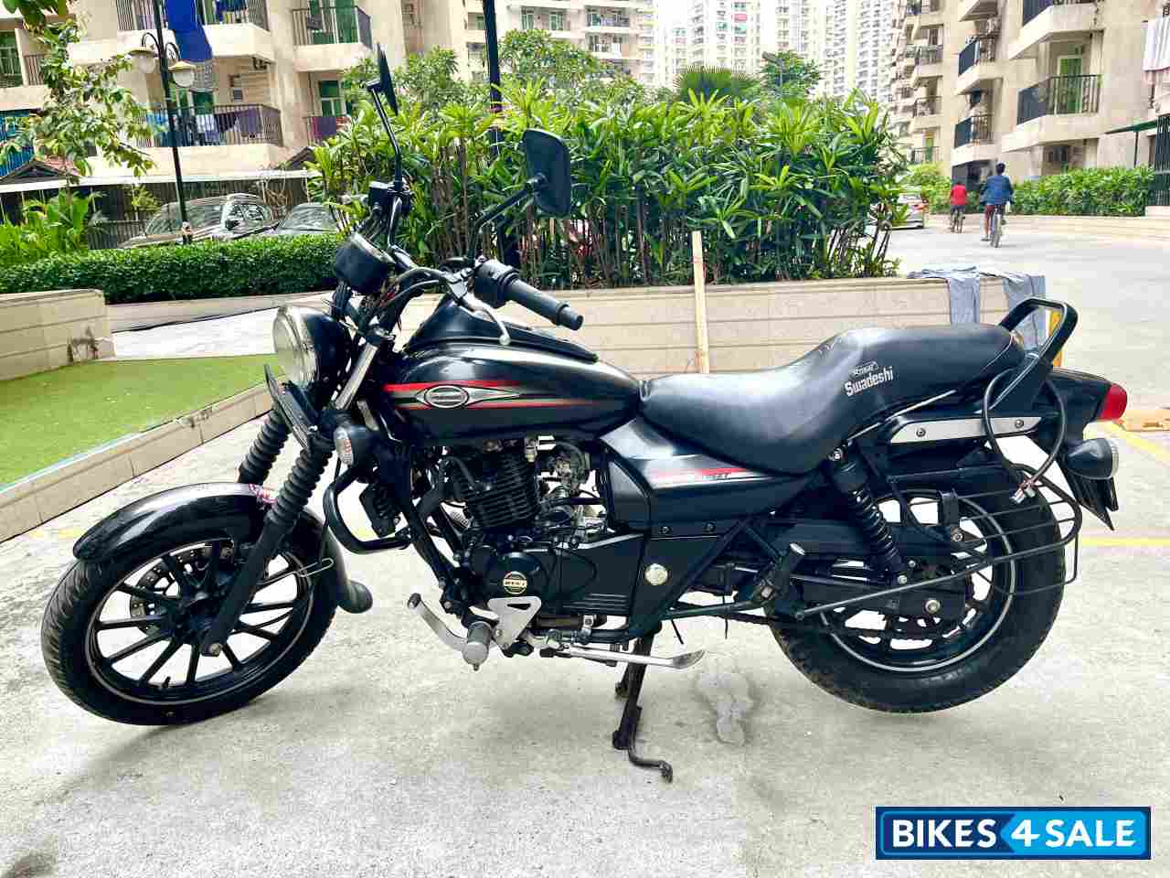 Bajaj Avenger Street 220