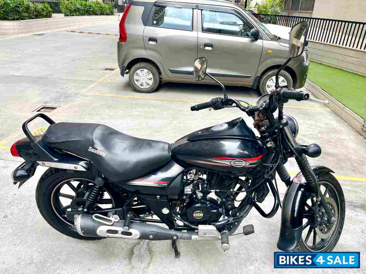 Bajaj Avenger Street 220