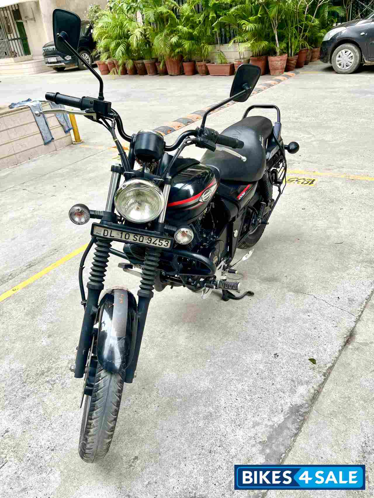 Bajaj Avenger Street 220