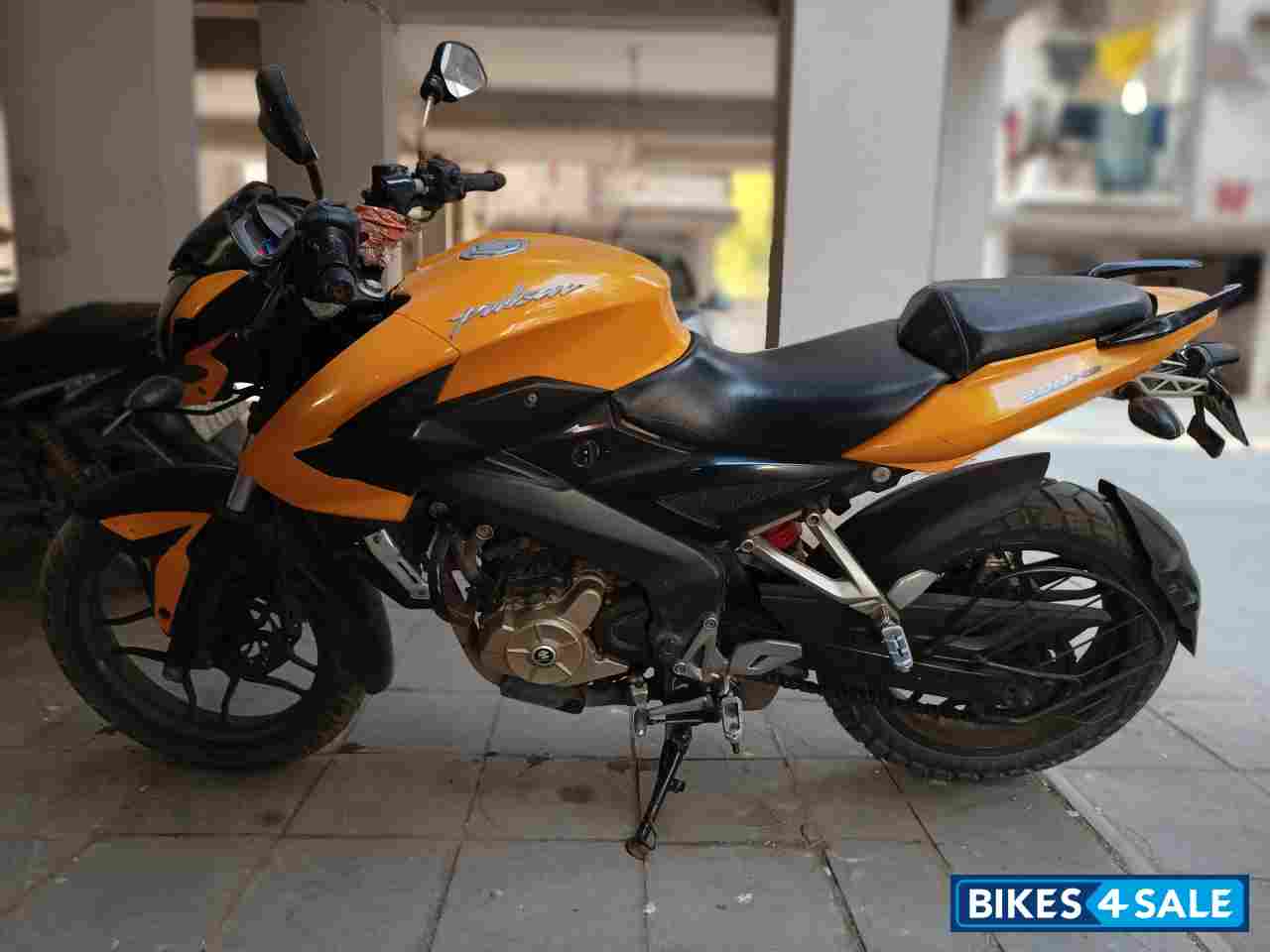 Bajaj Pulsar 200 NS