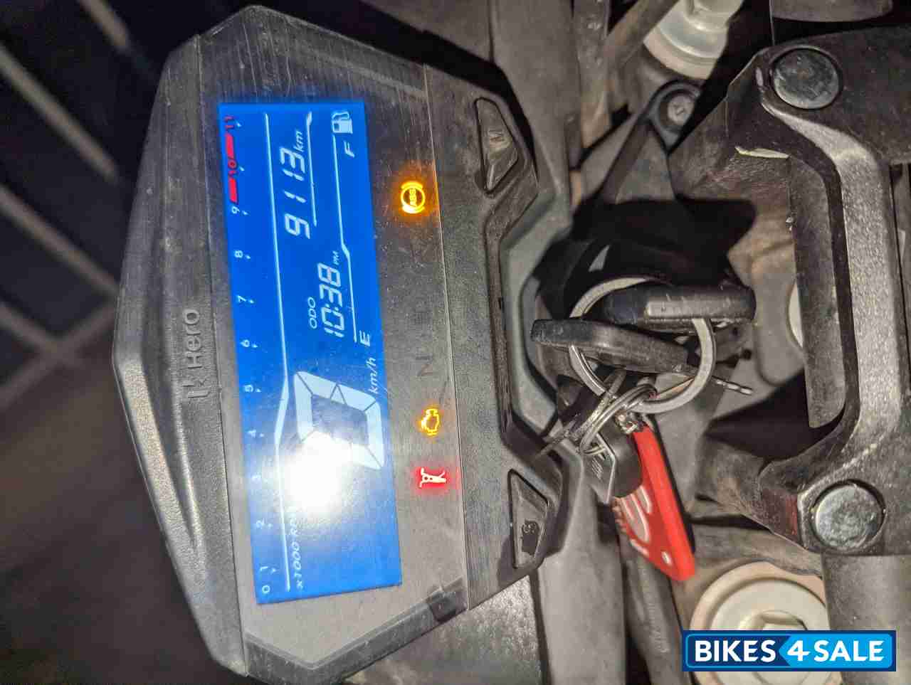 Metalic Blue Hero Xtreme 160R BS6