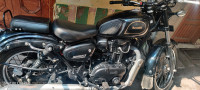 Black Benelli Imperiale 400 BS6