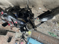 Bajaj Avenger 180 DTS-i