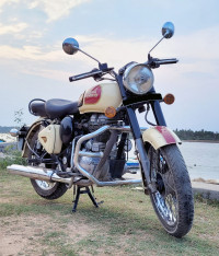 Tan Royal Enfield Classic 500