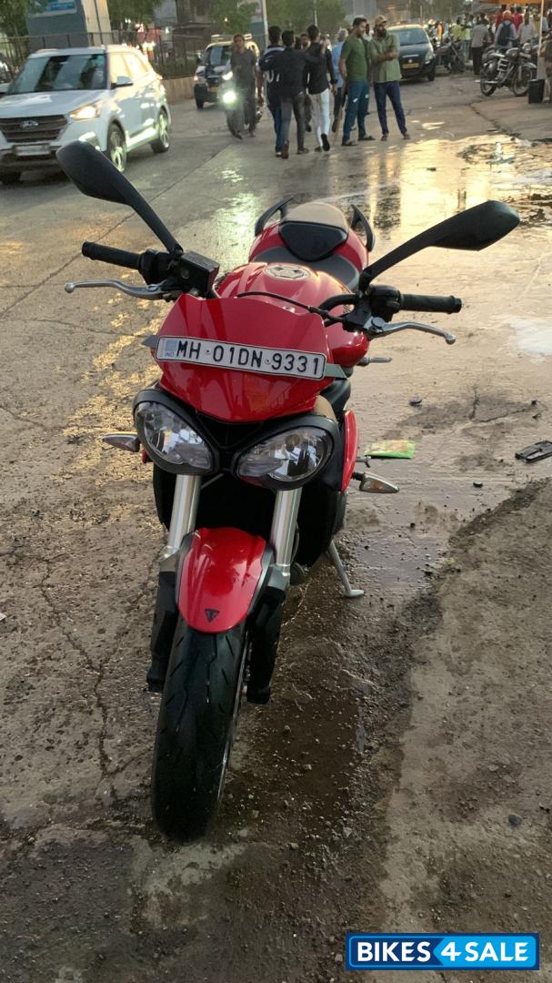 Triumph Street Triple S