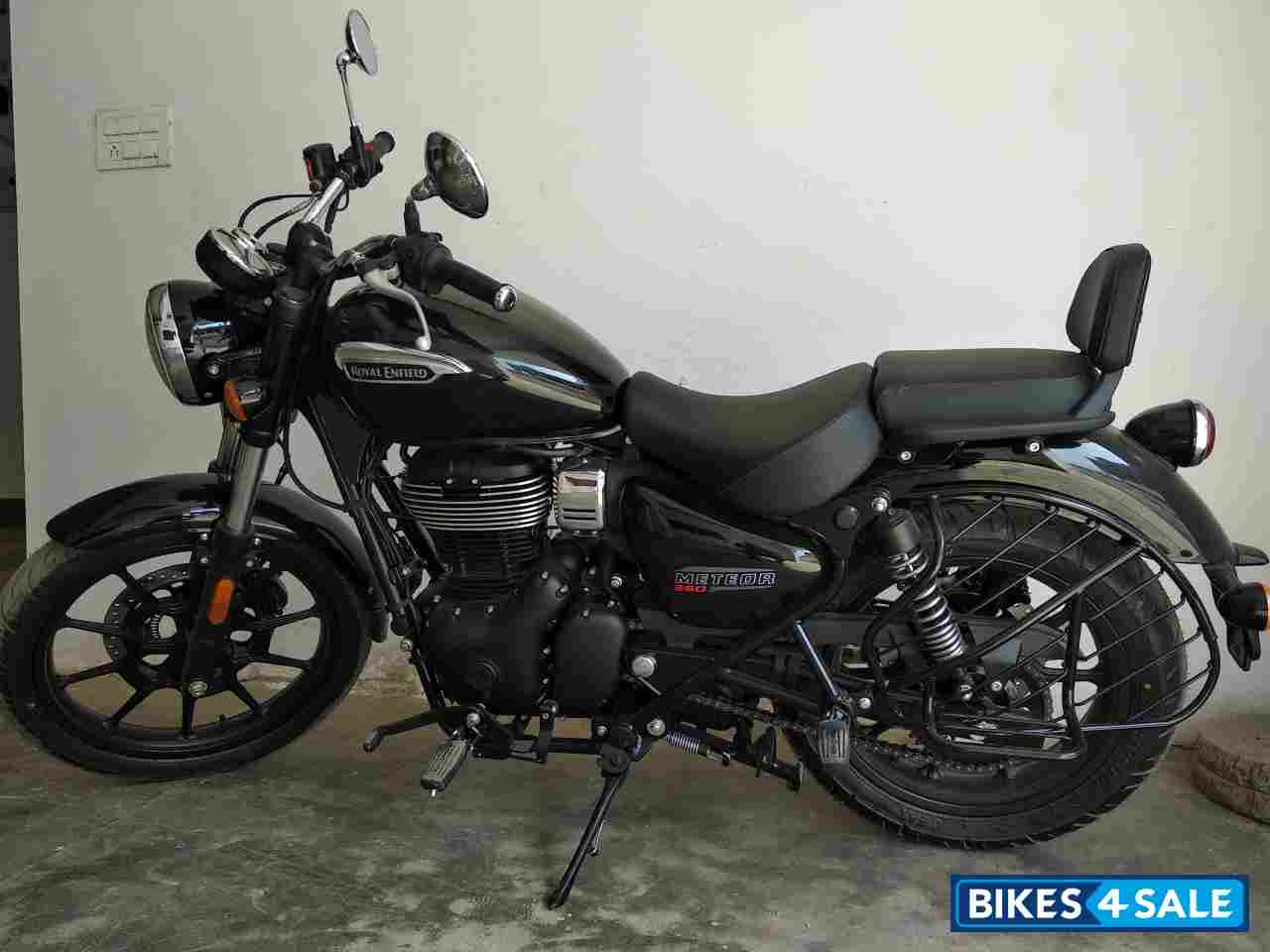 Royal Enfield Meteor 350 Stellar