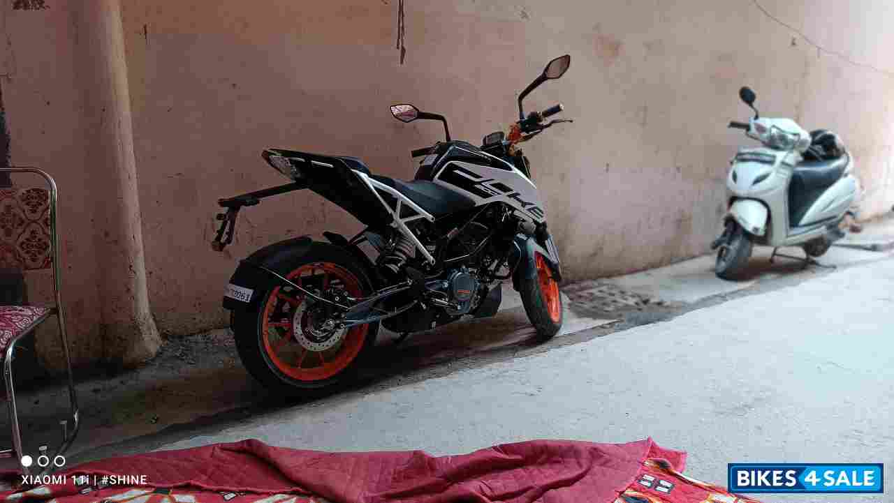 KTM Duke 200 ABS