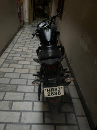 Honda CB Hornet 160R