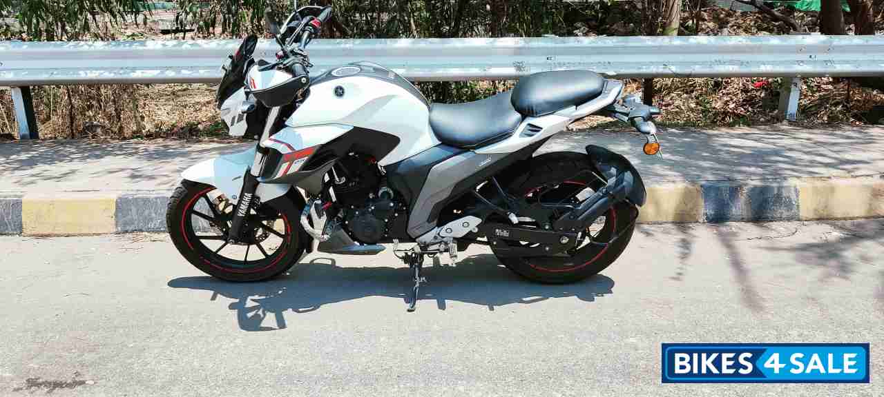 Yamaha  FZS25 BS6