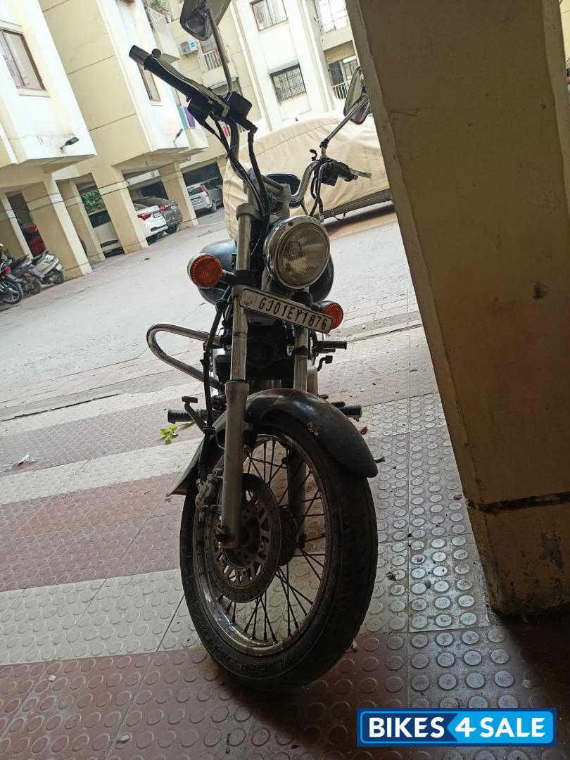 Bajaj Avenger Cruise 220 Bajaj Avenger Cruise 220