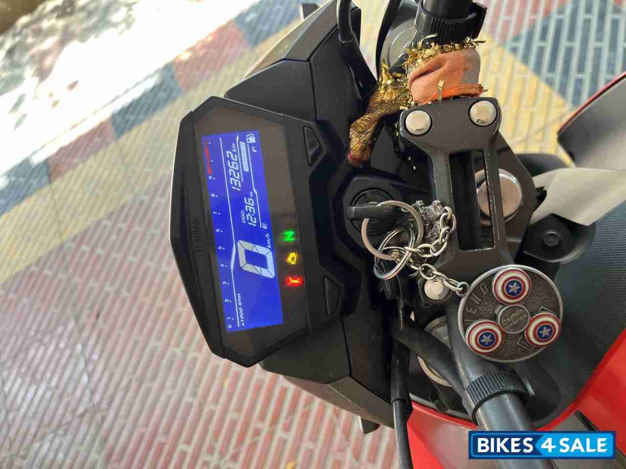 Red Hero Xtreme 160R BS6