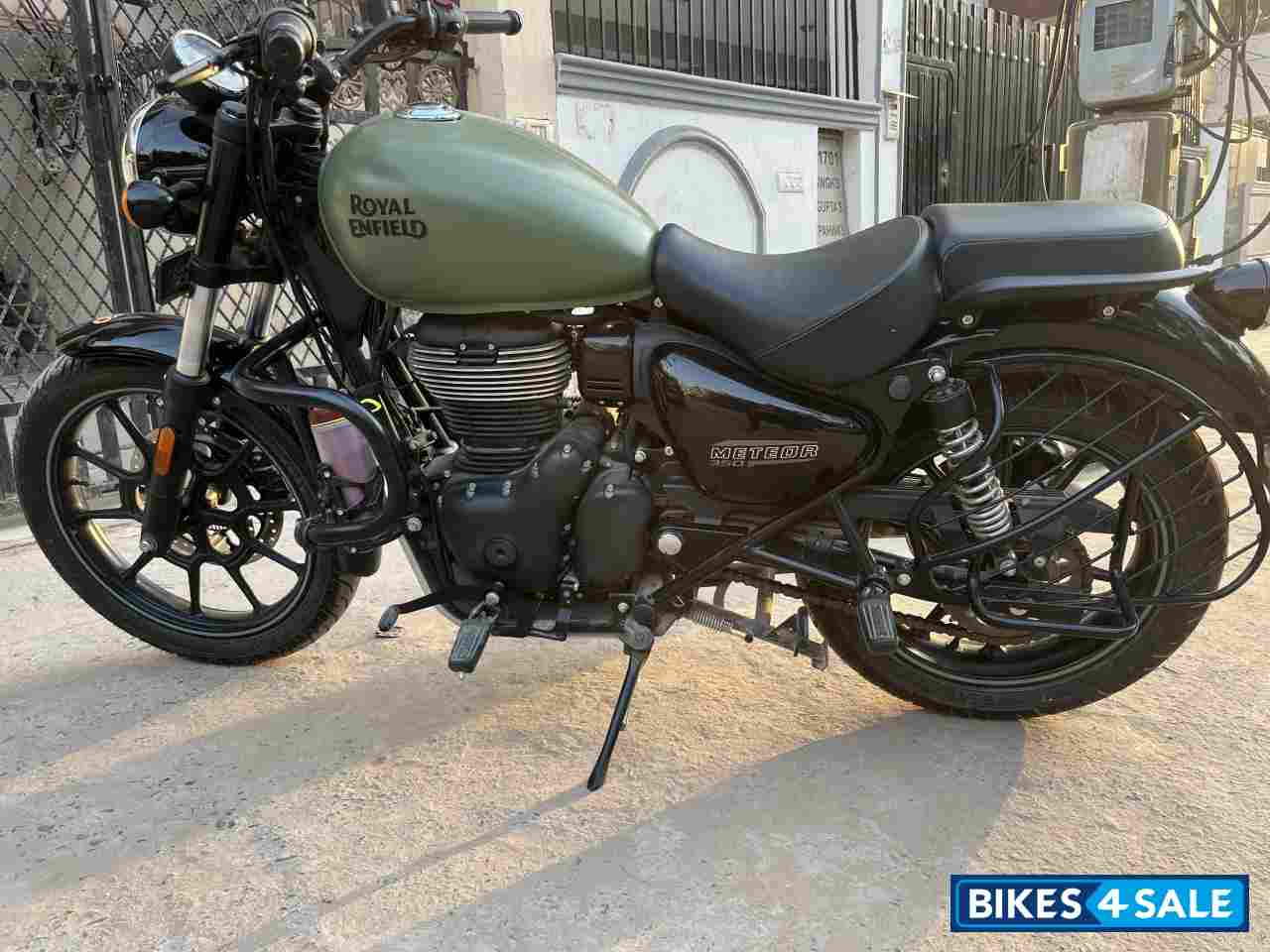 Royal Enfield Meteor 350 Fireball