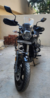 Black Hero XPulse 200T