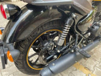 Yellow Royal Enfield 2022 Meteor 350