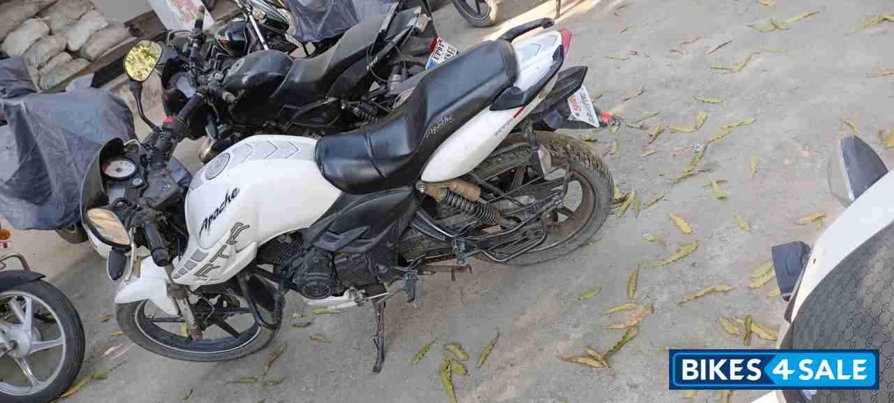 TVS Apache RTR 180