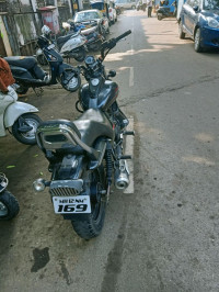 Bajaj Avenger Street 220