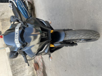 Yamaha R15 V4