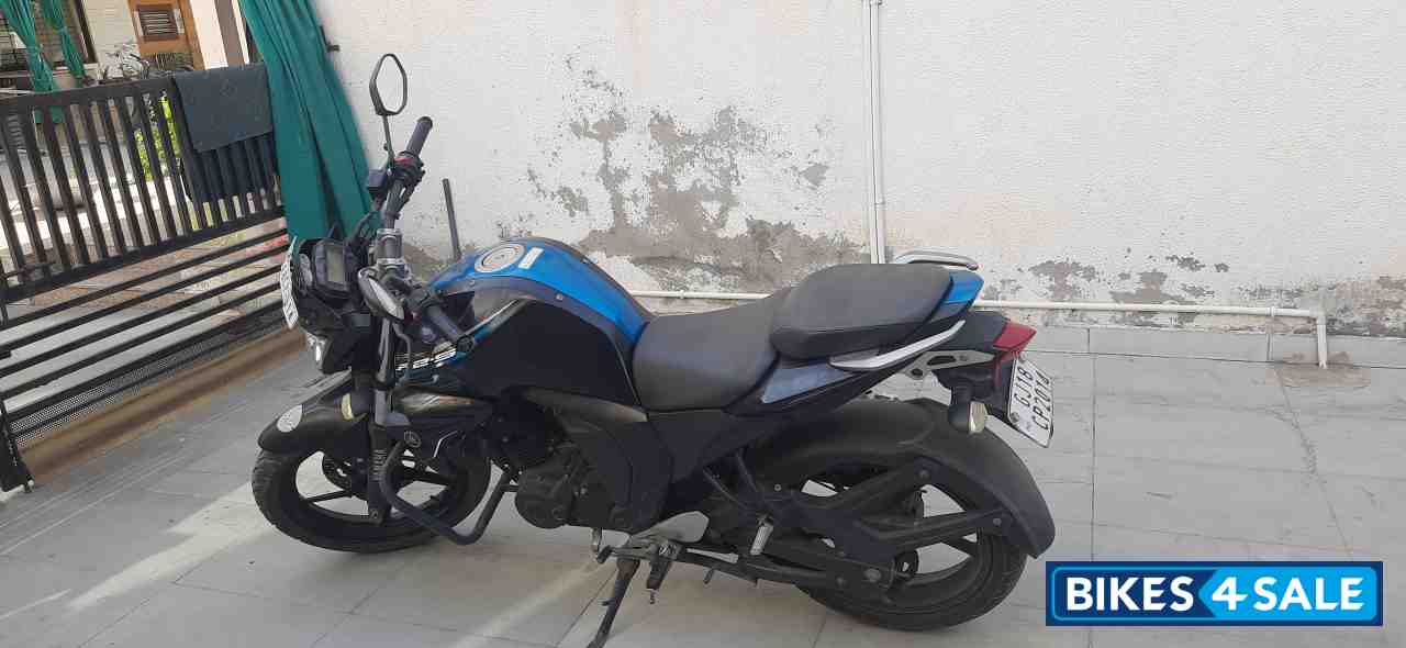 Black - Blue Yamaha FZ-S FI V2