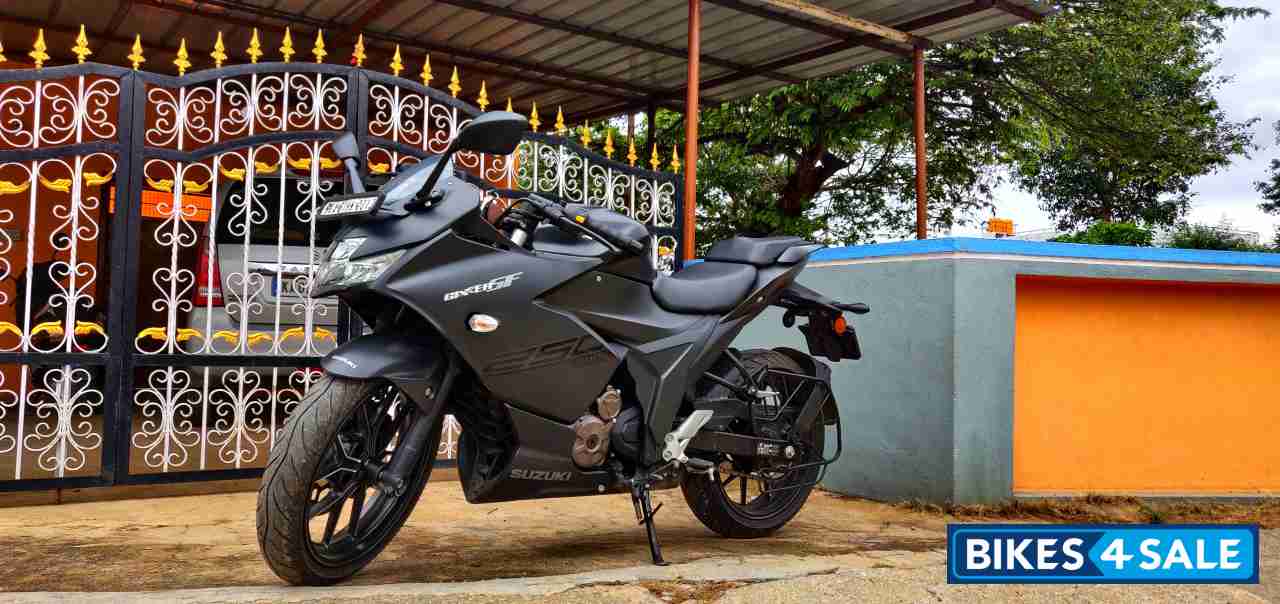 Suzuki Gixxer SF 250 BS6