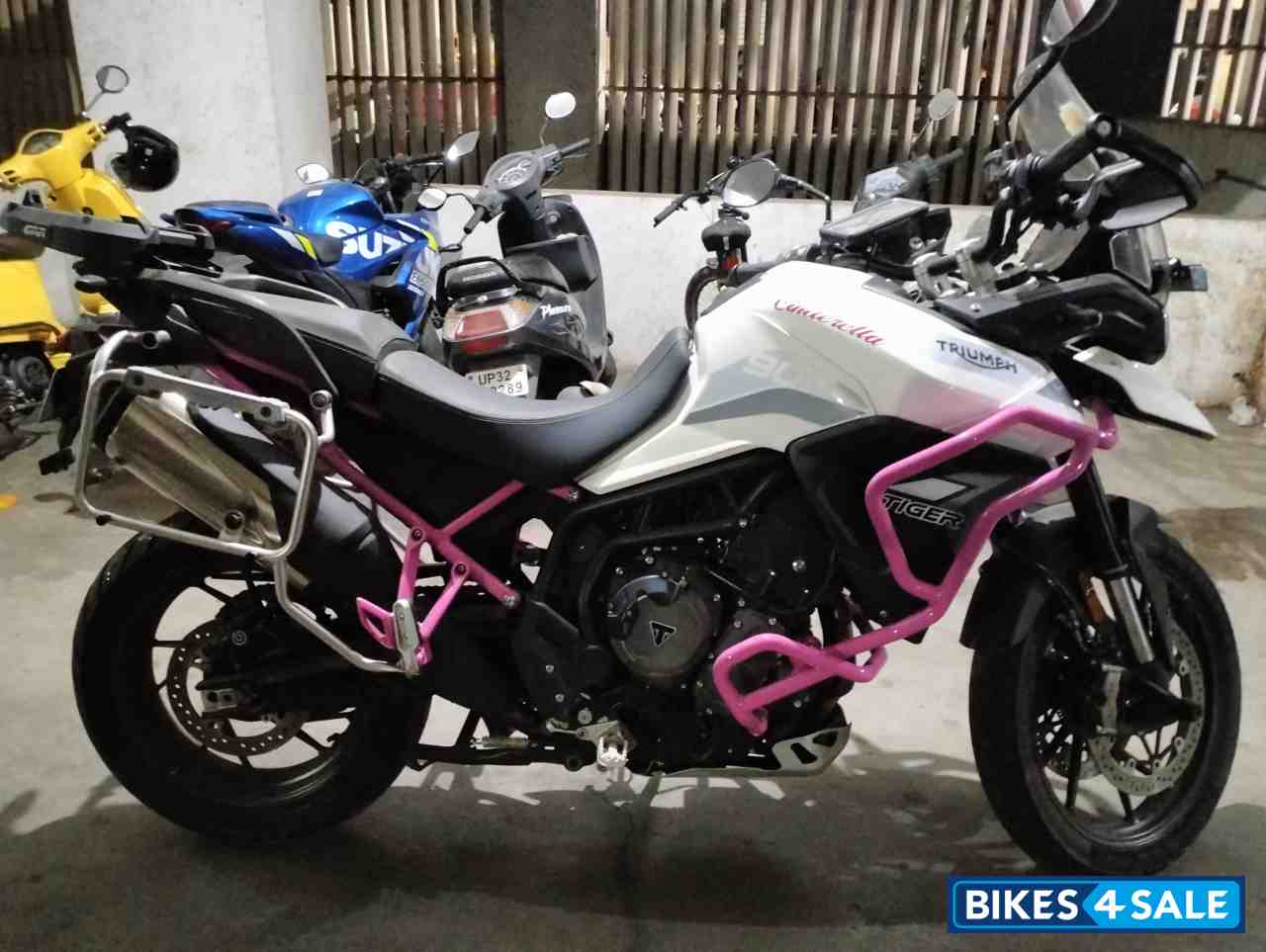 Triumph Tiger 900 GT