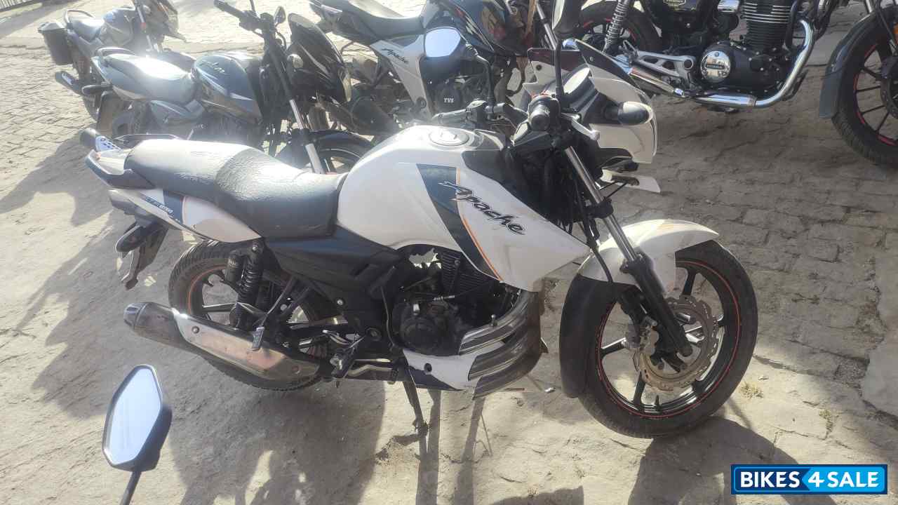 TVS Apache RTR 160