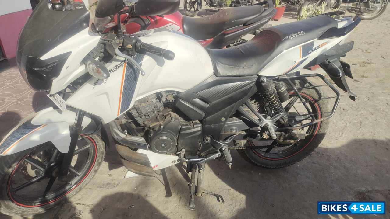 TVS Apache RTR 160