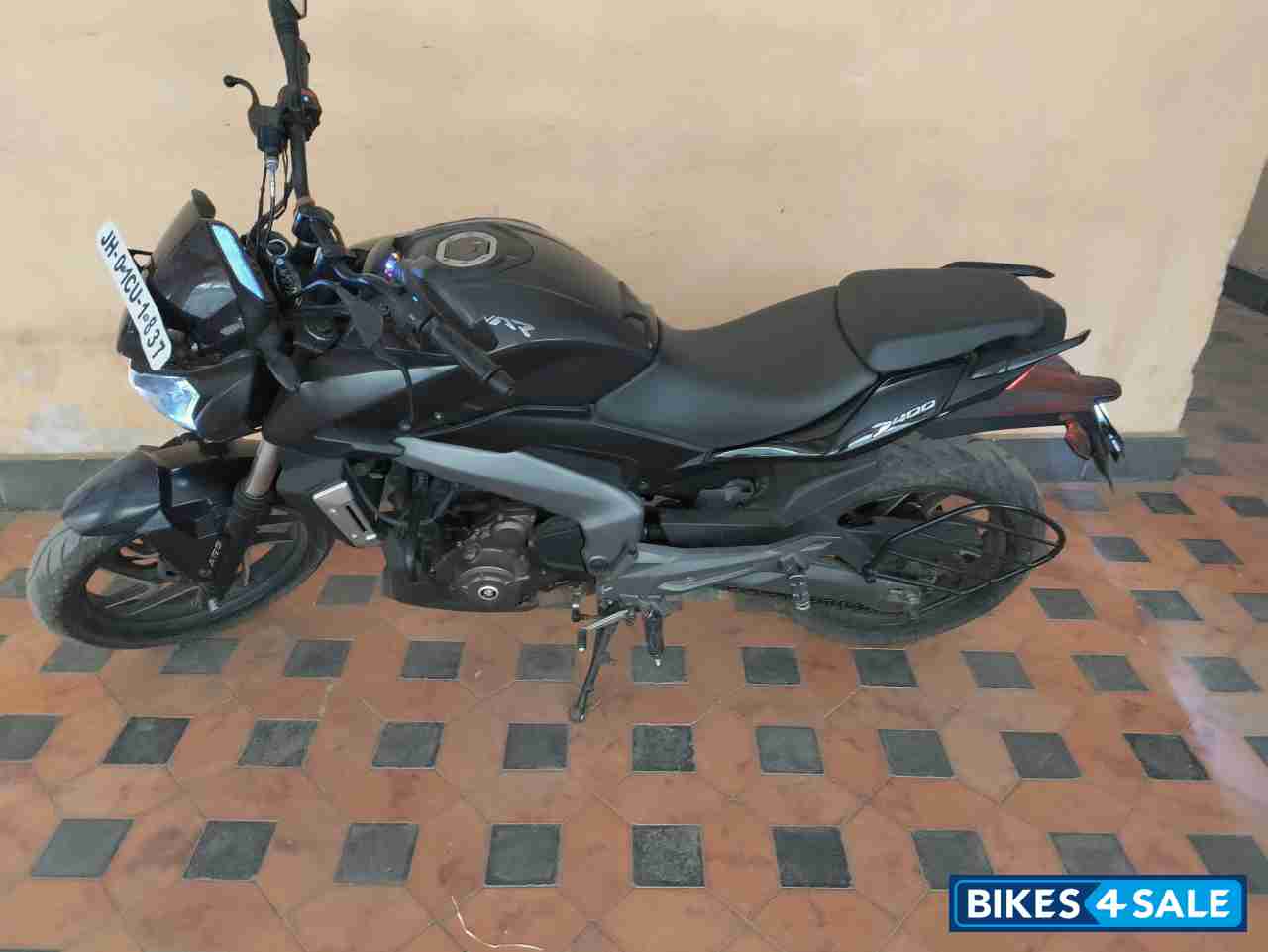 Bajaj Dominar 400