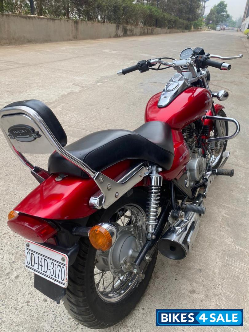 Bajaj Avenger 220 DTS-i