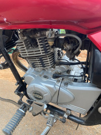 Bajaj Avenger 220 DTS-i
