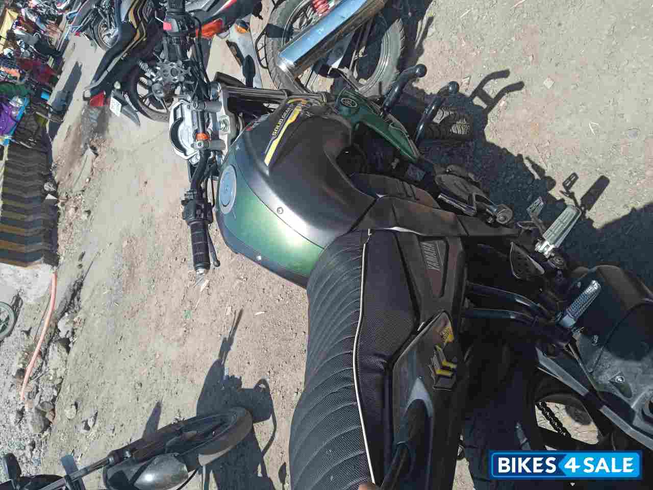 Solo White Yamaha FZ-S