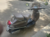 Brown Vespa Elegante