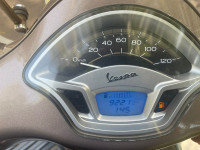 Brown Vespa Elegante