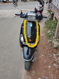 Mat Black Vespa SXL 150