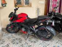 Red Bajaj Pulsar NS 160