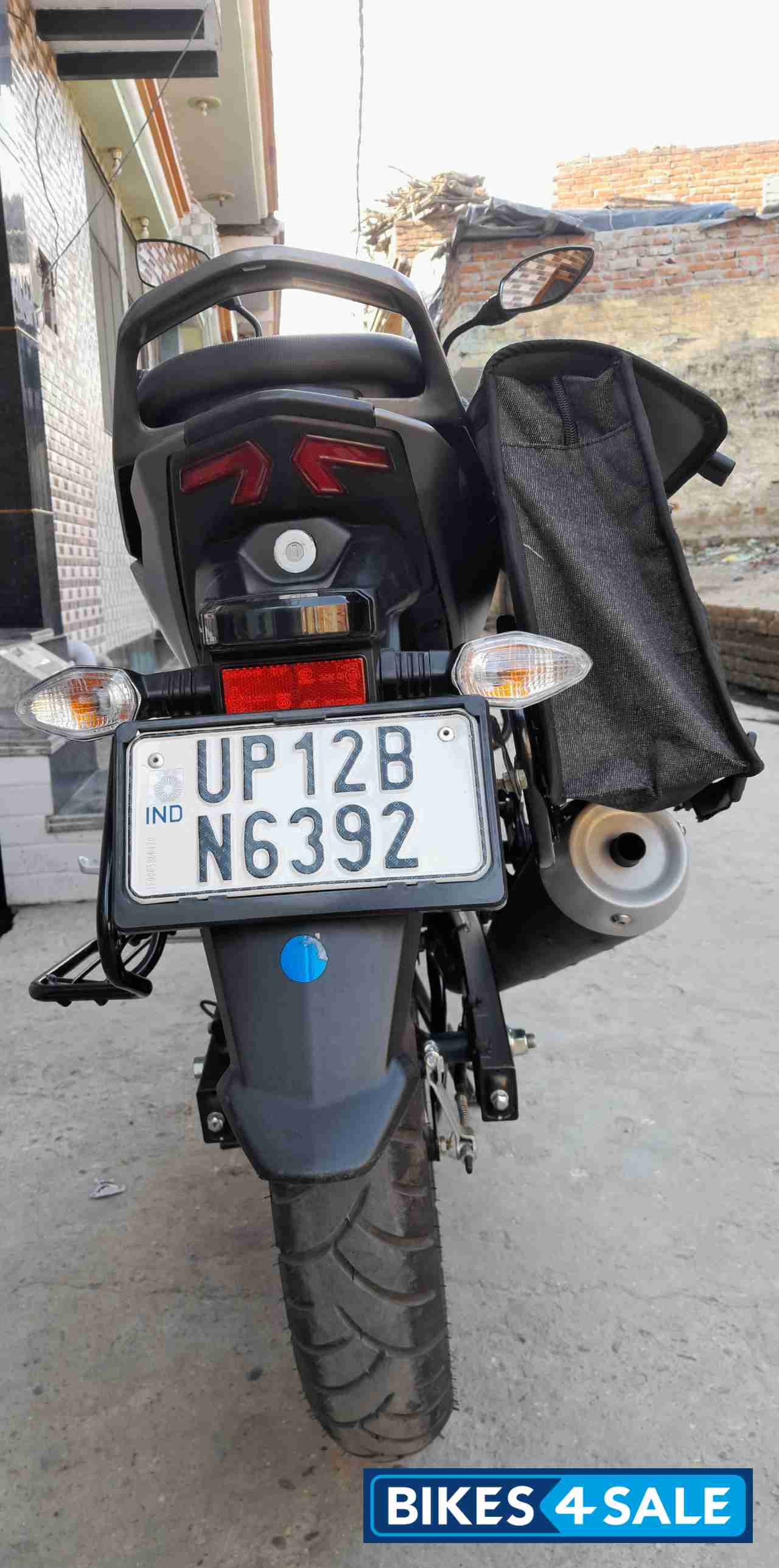 Yellow TVS Raider 125 Yellow TVS Raider 125