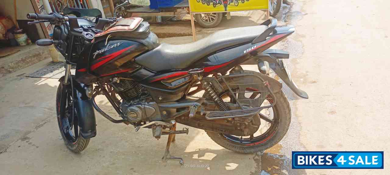 Bajaj Pulsar 150