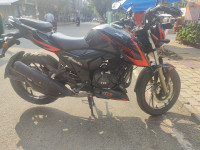 Black TVS Apache RTR 200 4V ABS Race Edition 2.0