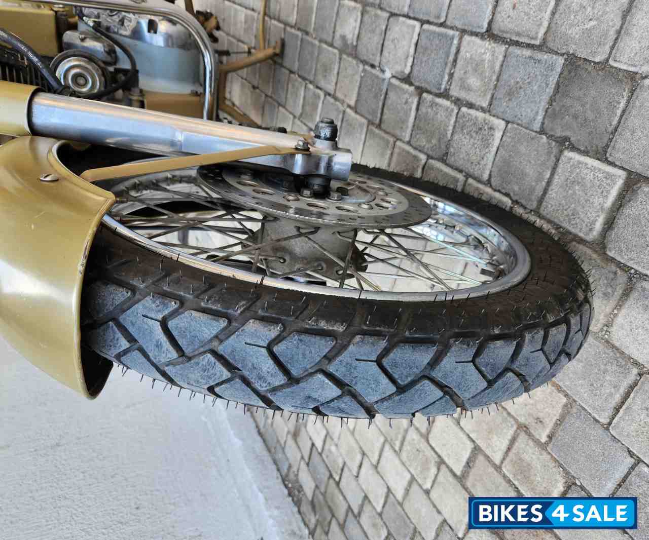 Desert Storm Royal Enfield Classic Desert Storm