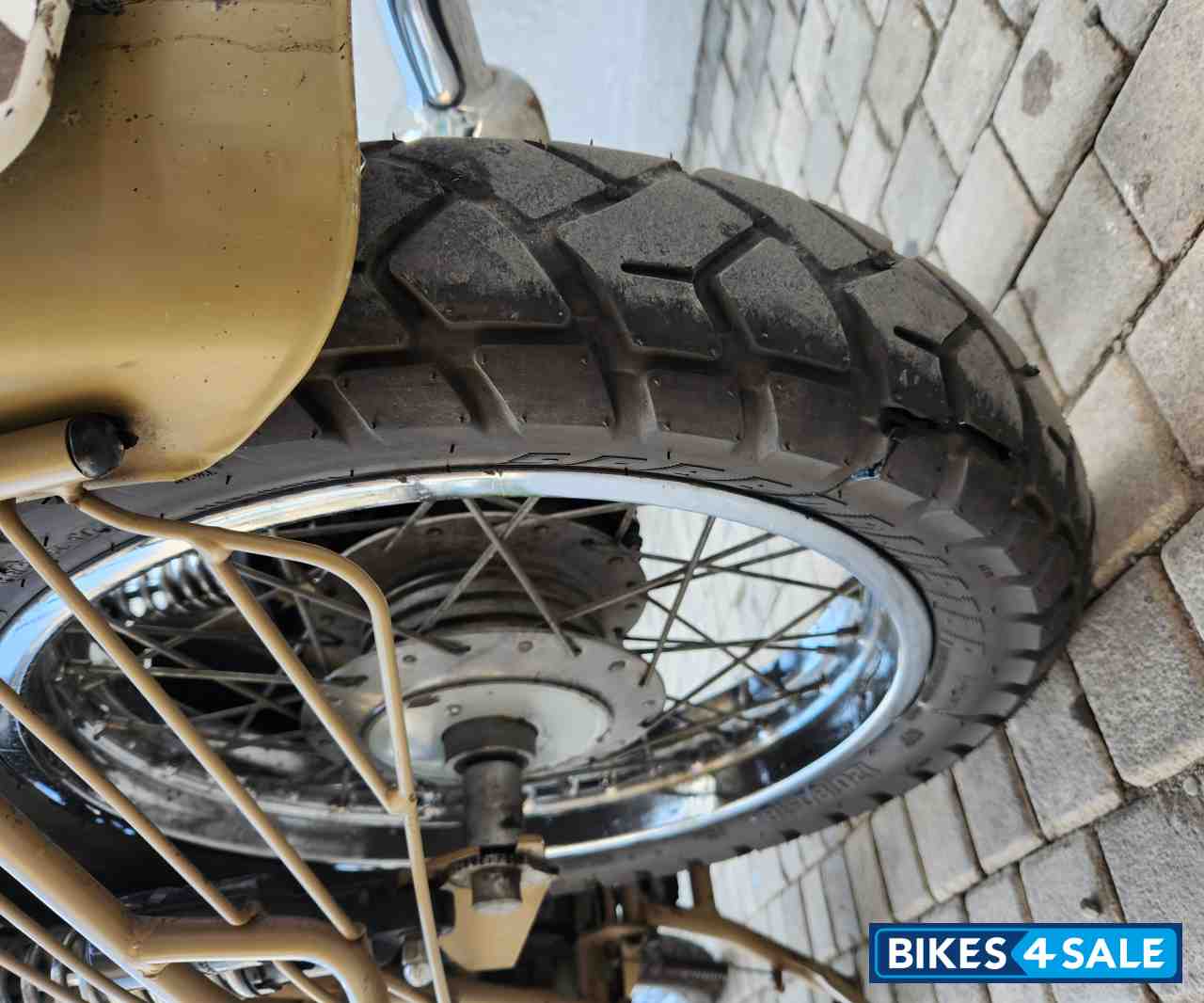 Desert Storm Royal Enfield Classic Desert Storm